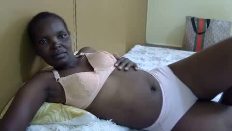 Snapshot of slimmygal chatting on 15, 2, 2025 slimmygal online show from 15, 2, 2025