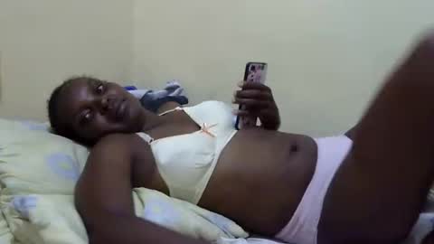 Snapshot of slimmygal chatting on 23, 2, 2025 slimmygal online show from 23, 2, 2025