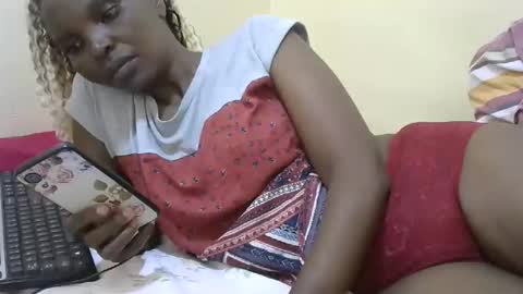 Snapshot of slimmygal chatting on 16, 9, 2025 slimmygal online show from 16, 9, 2025