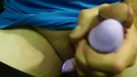 Snapshot of slimsunny chatting on 22, 10, 2025 slimsunny online show from 22, 10, 2025