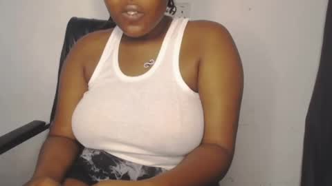 Snapshot of slimy_cunt chatting on 28, 9, 2025 Jemila online show from 28, 9, 2025