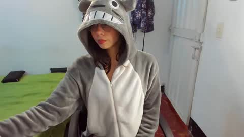 slone03 online show from 20, 11, 2025