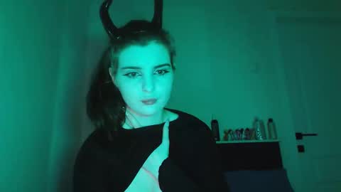 sloomonata online show from 31, 10, 2025