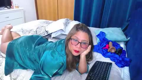 Snapshot of slutdirty1xxx chatting on 13, 3, 2026 Slutdirtyxxx online show from 13, 3, 2026