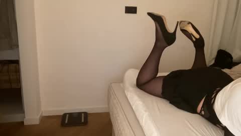 Snapshot of slutforbbc26y chatting on 20, 12, 2024 slutforbbc26y online show from 20, 12, 2024