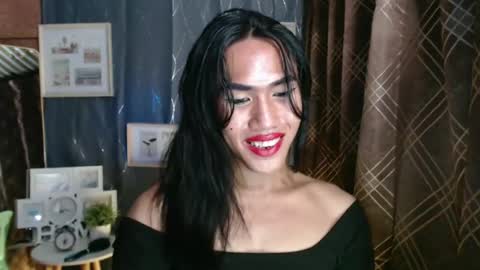 Snapshot of slutqueen_raz chatting on 28, 12, 2024 Raz online show from 28, 12, 2024