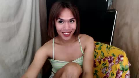 Snapshot of slutqueen_raz chatting on 16, 9, 2025 Raz online show from 16, 9, 2025