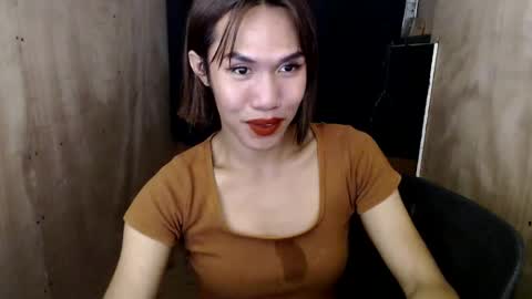 Snapshot of slutqueen_raz chatting on 21, 9, 2025 Raz online show from 21, 9, 2025