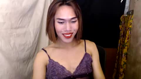 Snapshot of slutqueen_raz chatting on 23, 9, 2025 Raz online show from 23, 9, 2025
