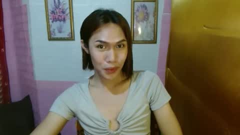 Snapshot of slutqueen_raz chatting on 11, 10, 2025 Raz online show from 11, 10, 2025