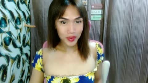 Snapshot of slutqueen_raz chatting on 20, 6, 2026 Raz online show from 20, 6, 2026