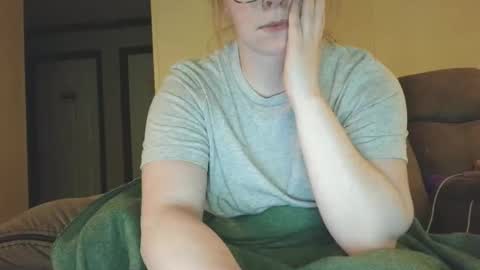Snapshot of slutty_redhead3 chatting on 24, 5, 2026 Slutty redhead3 online show from 24, 5, 2026