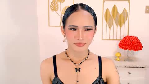 Snapshot of slutty_vanna chatting on 4, 3, 2025 mia online show from 4, 3, 2025