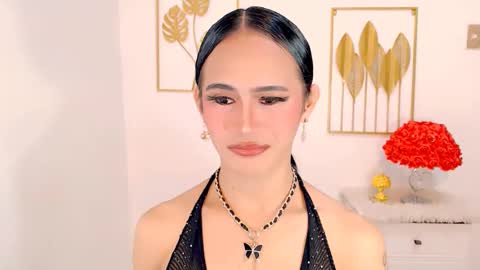 Snapshot of slutty_vanna chatting on 5, 3, 2025 mia online show from 5, 3, 2025