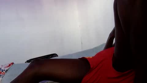 Snapshot of sluttydarkcadbourry2002 chatting on 16, 3, 2026 Skillibengisaadboy online show from 16, 3, 2026