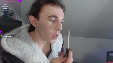 Natsu online show from 13, 11, 2025