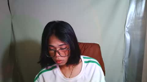 Snapshot of sluttypatotie chatting on 28, 10, 2025 sluttypatotie online show from 28, 10, 2025