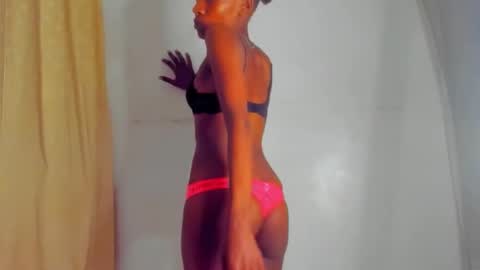 Sexyslutt online show from 10, 3, 2026