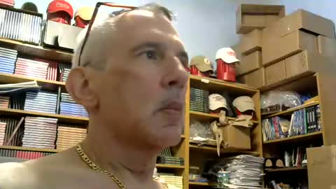 Snapshot of sluttyslave81 chatting on 4, 8, 2026 sluttyslave81 online show from 4, 8, 2026