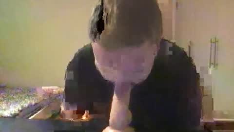 sluttystudent22 online show from 16, 4, 2026