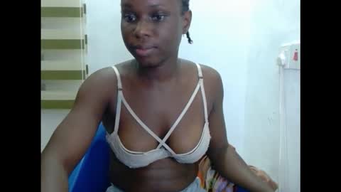 Snapshot of slutxcorn chatting on 13, 12, 2025 slutxcorn online show from 13, 12, 2025