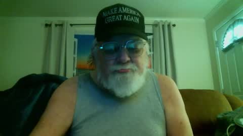 Snapshot of slydevil_sc chatting on 7, 1, 2026 Sly online show from 7, 1, 2026
