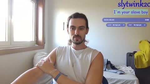 Snapshot of slytwink20 chatting on 21, 9, 2025 slytwink20 online show from 21, 9, 2025