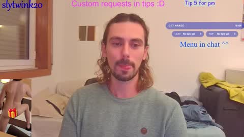 Snapshot of slytwink20 chatting on 23, 9, 2025 slytwink20 online show from 23, 9, 2025