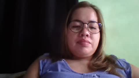 Snapshot of small_boobs59 chatting on 27, 1, 2025 Lovewella online show from 27, 1, 2025