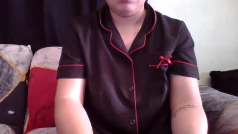 Snapshot of small_boobs59 chatting on 3, 3, 2025 Lovewella online show from 3, 3, 2025