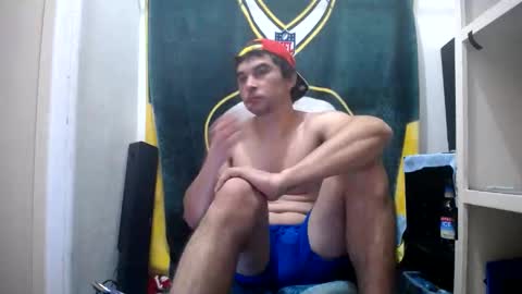 Snapshot of small_wood21 chatting on 23, 12, 2024 small wood21 online show from 23, 12, 2024