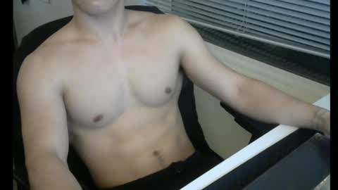Snapshot of smallfox69 chatting on 2, 2, 2025 smallfox online show from 2, 2, 2025