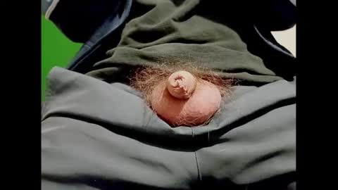 Small Hairy Uncut online show from 2, 12, 2024