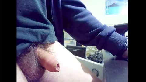 Small Hairy Uncut online show from 17, 5, 2026
