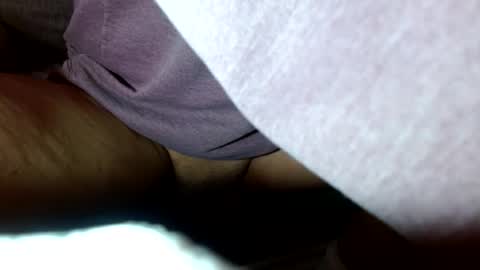 Snapshot of smallmalelass chatting on 8, 10, 2025 smallmalelass online show from 8, 10, 2025