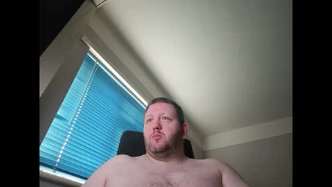 Snapshot of smallone19832 chatting on 3, 12, 2024 smallone19832 online show from 3, 12, 2024