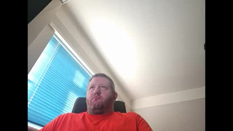 Snapshot of smallone19832 chatting on 6, 12, 2024 smallone19832 online show from 6, 12, 2024