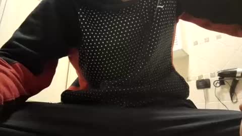 smallone8825 online show from 25, 3, 2026