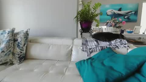 Daddy online show from 6, 3, 2025