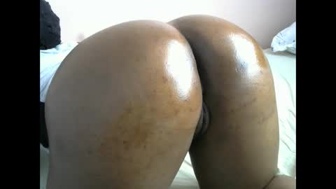 Snapshot of smart_lilly chatting on 31, 10, 2025 smart_lilly online show from 31, 10, 2025