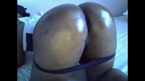 Snapshot of smart_lilly chatting on 29, 11, 2025 smart_lilly online show from 29, 11, 2025