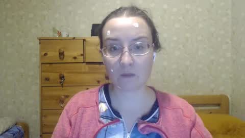 Snapshot of smart_rose chatting on 6, 1, 2025 smart_rose online show from 6, 1, 2025