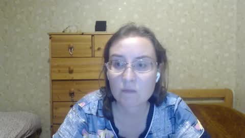 Snapshot of smart_rose chatting on 8, 3, 2025 smart_rose online show from 8, 3, 2025