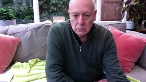 Snapshot of smartmeter chatting on 14, 10, 2025 smartmeter online show from 14, 10, 2025