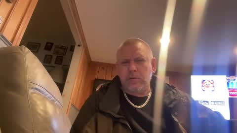 Snapshot of smblondo chatting on 8, 4, 2026 smblondo online show from 8, 4, 2026