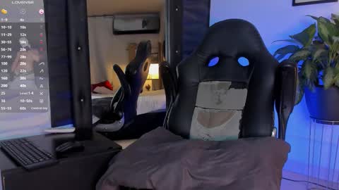 Snapshot of smiith_jade chatting on 27, 10, 2025 Jade Smiith online show from 27, 10, 2025