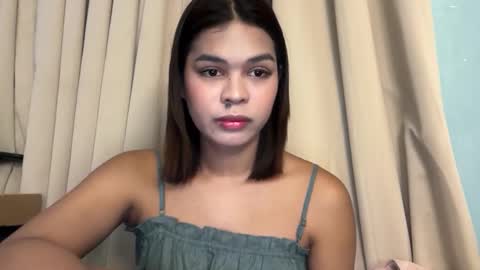 Snapshot of smile_sunshinex chatting on 10, 11, 2025 call me sunshine online show from 10, 11, 2025