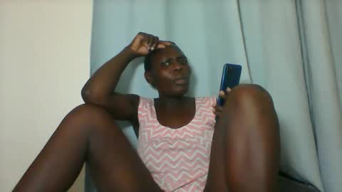 Snapshot of smilecuty chatting on 17, 11, 2025 Nancy Akinyi Otieno online show from 17, 11, 2025