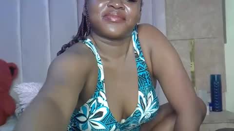 Snapshot of smiley_berry chatting on 26, 10, 2025 smiley_berry online show from 26, 10, 2025