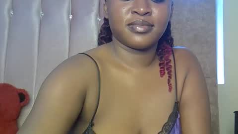 Snapshot of smiley_berry chatting on 30, 10, 2025 smiley_berry online show from 30, 10, 2025